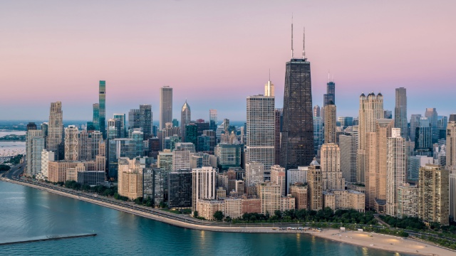 Chicago_IL_Skyline-Sunrise_640x360.jpeg