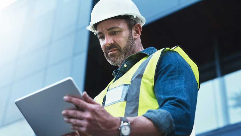 hardhat-worker-civic-services-tablet_800x450.jpg